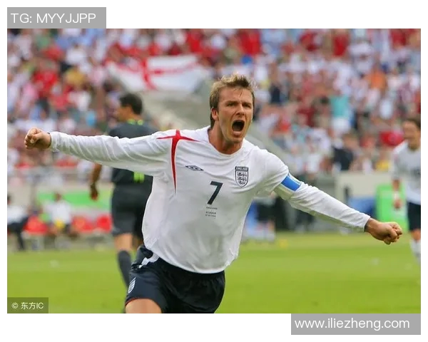 足球明星精彩瞬间全景展示尽显风采与魅力的动作照片合集